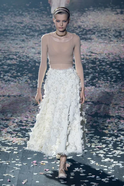 Look 61